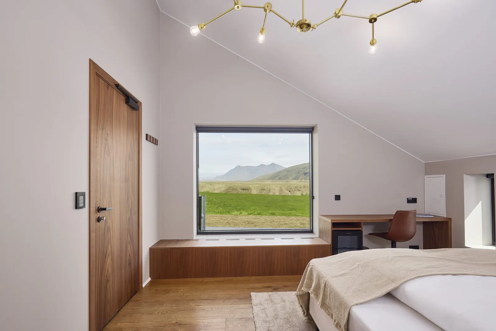 Deluxe Loft Room